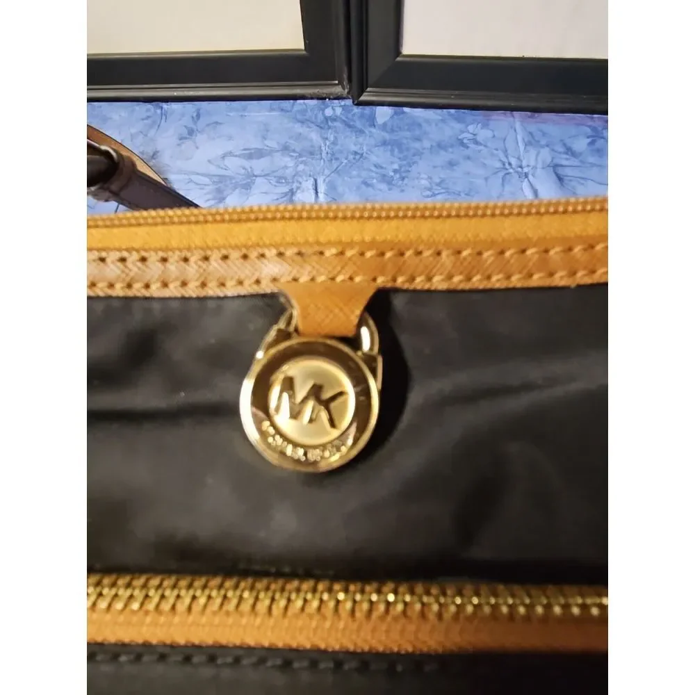 Michael Handbag Purse 32S5GKPC1C Kempton Swingpack‎ Black Nylon Bag Crossbody